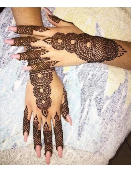 ARABIC HENNA SERVICES  (TILL ELBOW)