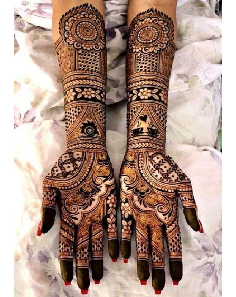 BRIDAL HENNA SERVICES  (4 FINGER ABOVE PALM)